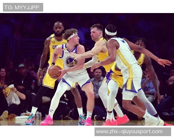 勇士与骑士决赛巅峰对决回顾与精彩瞬间分析